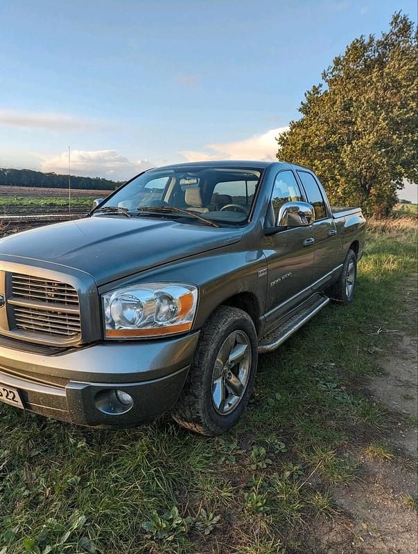 Grau Gebraucht 2006 Dodge Ram Abholung | 15.499 € (Etwas zu teuer) - Bild 1/4