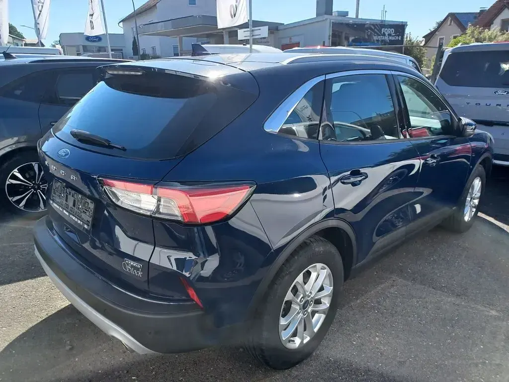 Gebraucht Ford Kuga Titanium 224 PS (164 kW) 2022 Blau SUV
