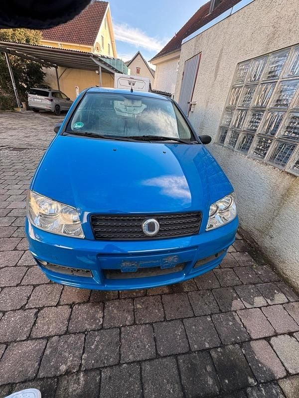Blau Gebraucht 2005 Fiat Punto Kleinwagen | 599 € (Superpreis) - Bild 1/4