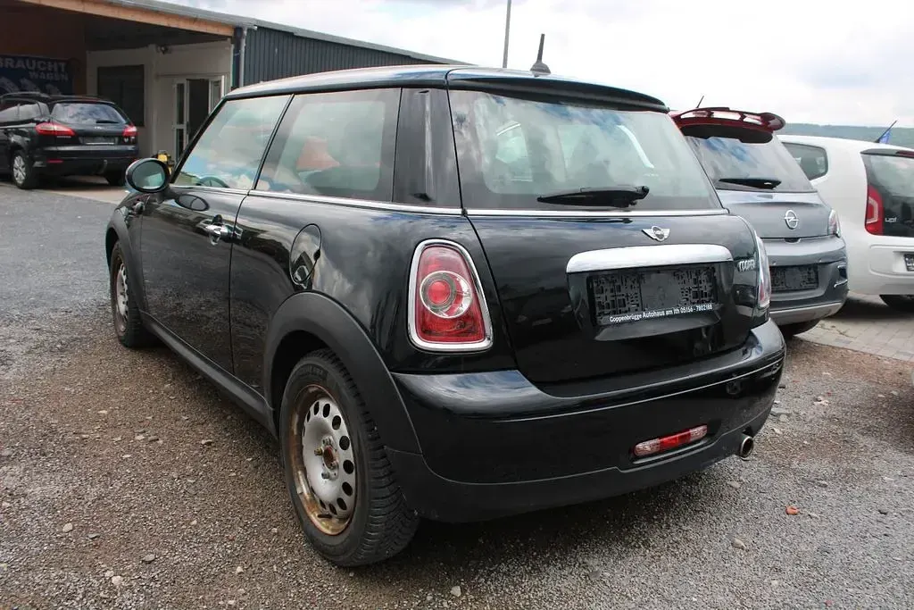 Używany Mini Cooper Brick Lane 122 KM (89 kW) 2014 Czarny Hatchback