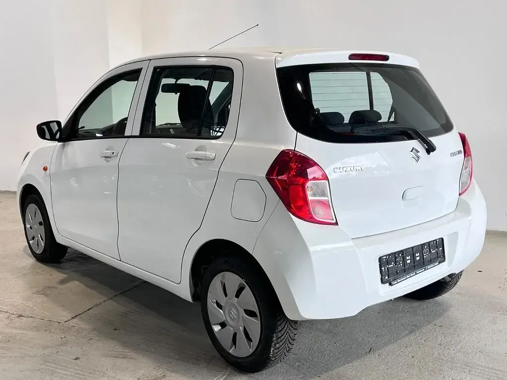 Gebraucht Suzuki Celerio 68 PS (50 kW) 2018 Weiß Kleinwagen
