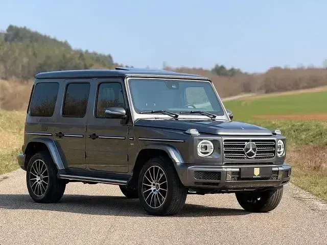 Gebraucht Mercedes G500 AMG line 421 PS (309 kW) 2019 Selenitgrau SUV