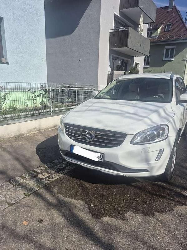 Gebraucht Volvo XC60 Summum 245 PS (180 kW) 2016 SUV