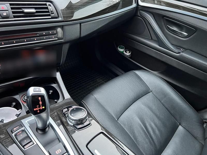 Gebraucht BMW 520 184 PS (135 kW) 2014 Schwarz Kombi