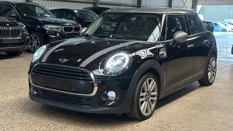 Schwarz Gebraucht 2017 Mini Cooper D Chili Kleinwagen | 10.900 € (Fairer Preis) - Bild 1/4