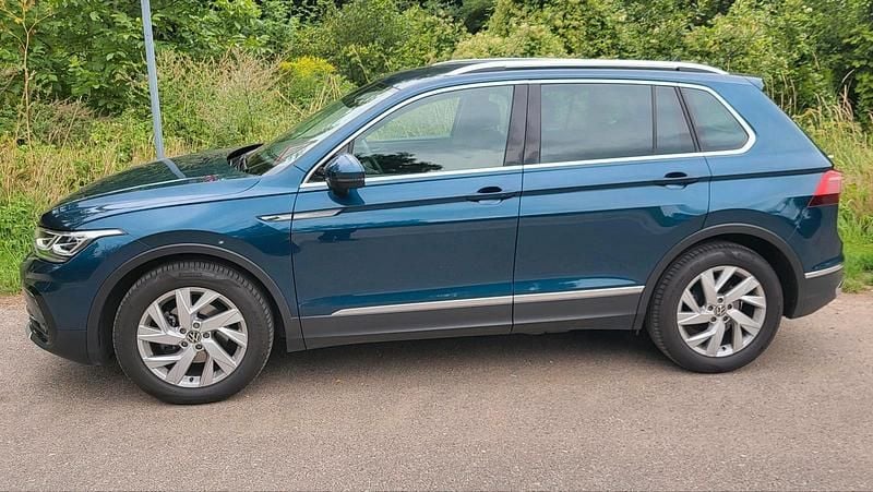 Używany VW Tiguan Elegance 150 KM (110 kW) 2022 Andere farben SUV