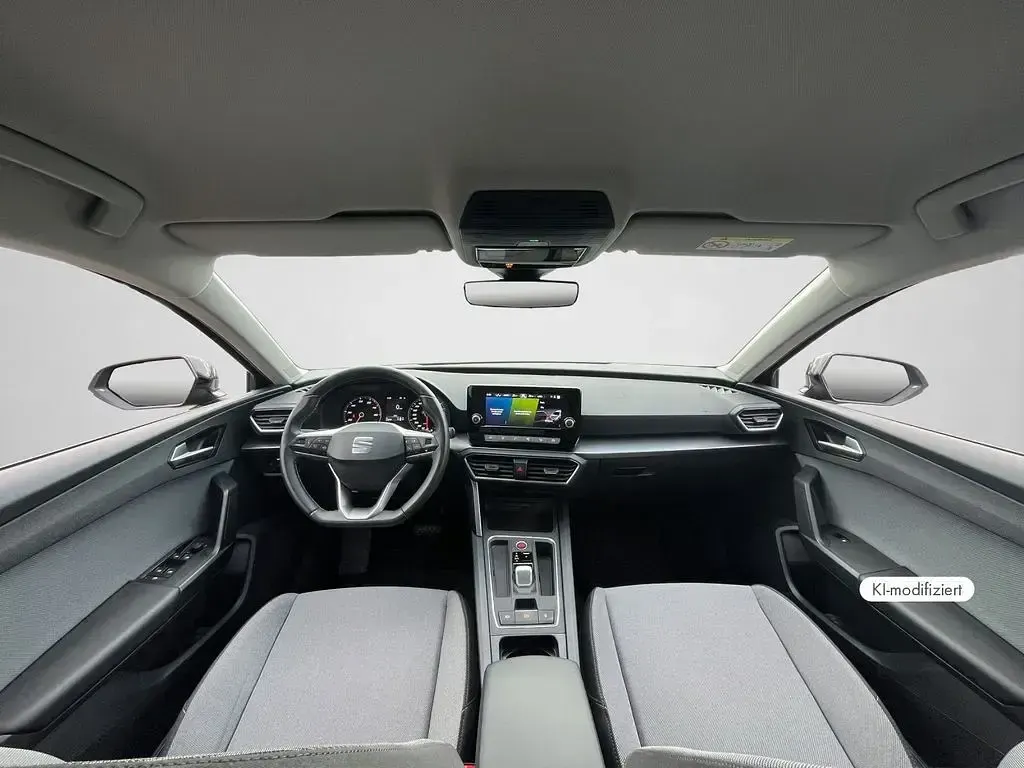 Gebraucht Seat Leon Style 110 PS (80 kW) 2024 Midnight schwarz metallic (metallic) Limousine