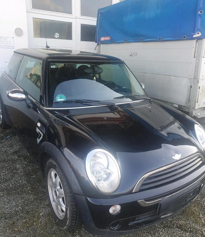 Gebraucht Mini Cooper 66 PS (48 kW) 2005 Schwarz Kleinwagen