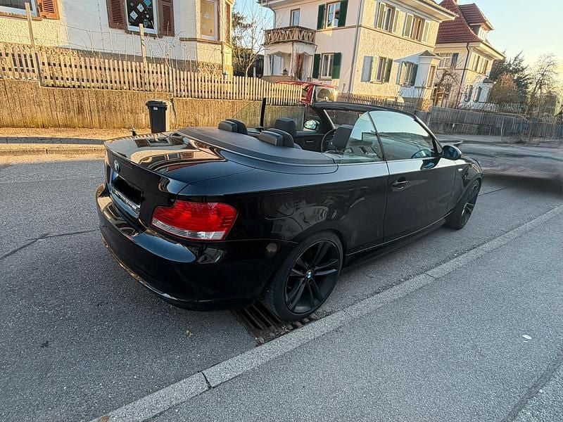 Gebraucht BMW 118 Cabriolet 143 PS (105 kW) 2008 Schwarz Cabrio