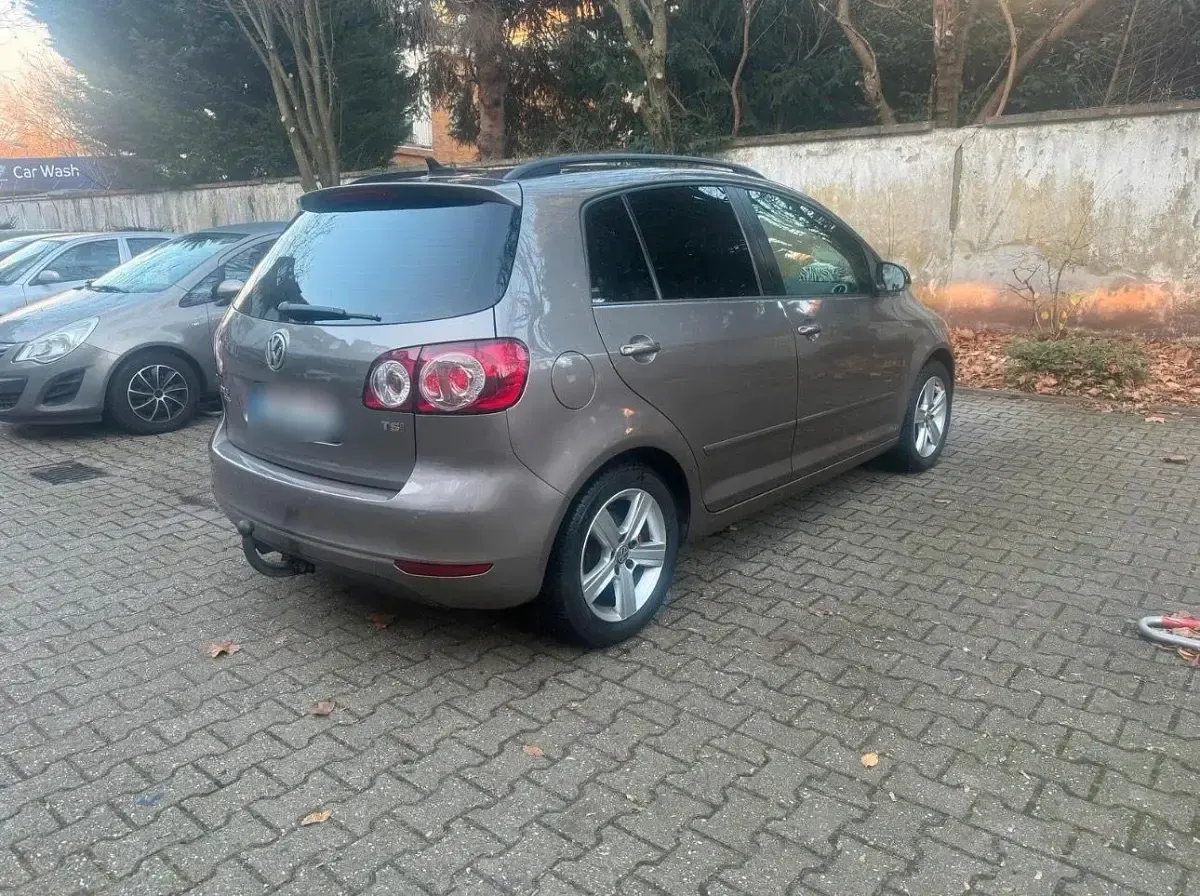 Gebraucht VW Golf VII 122 PS (89 kW) 2012 Braun Kleinwagen