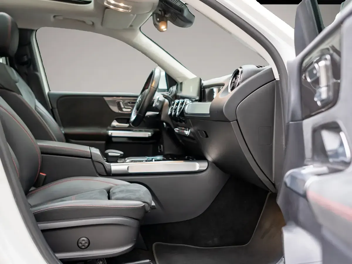 Gebraucht Mercedes GLB220 190 PS (139 kW) 2021 Weiß SUV