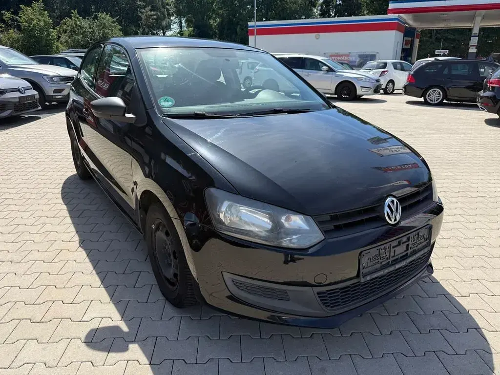 Gebraucht VW Polo Trendline 60 PS (44 kW) 2013 Schwarz Kleinwagen