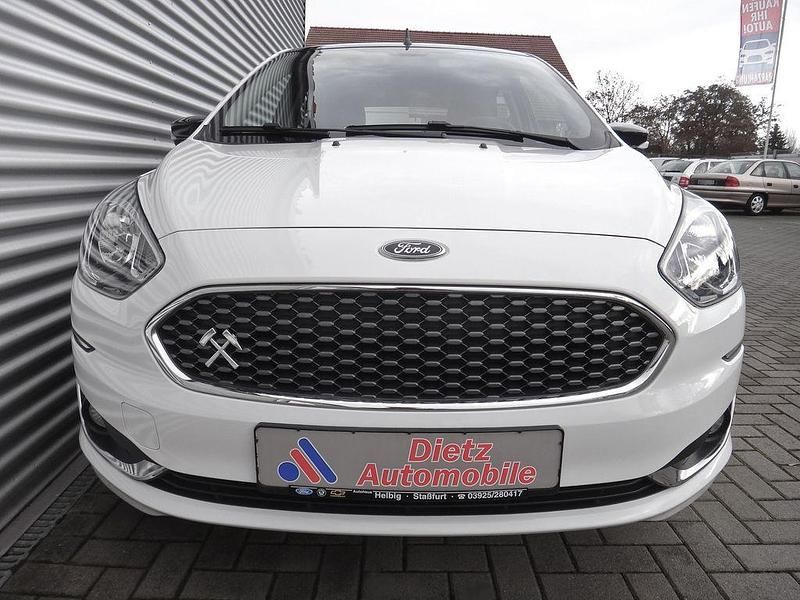 Gebraucht Ford Ka Plus 86 PS (63 kW) 2019 Weiß Kleinwagen