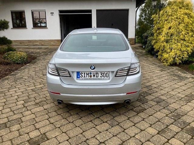 Gebraucht BMW 535 313 PS (230 kW) 2011 Silber Limousine