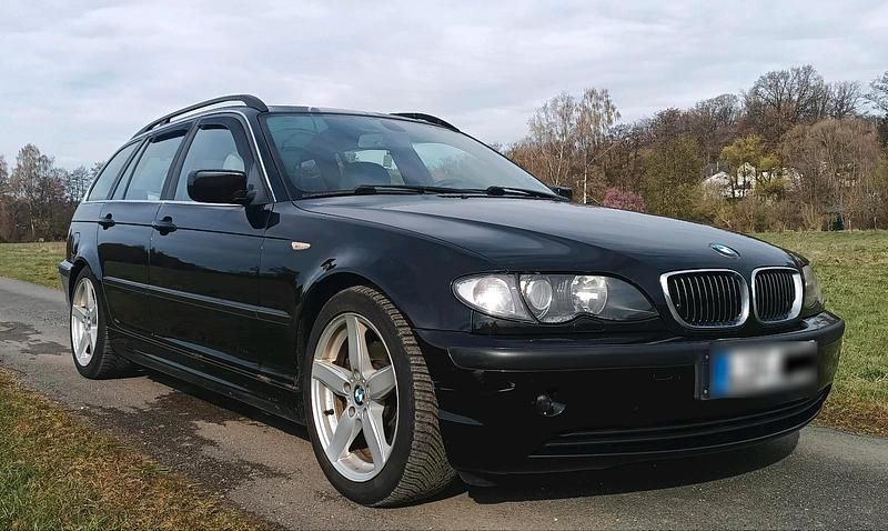 Gebraucht BMW 325 192 PS (141 kW) 2004 Schwarz Kombi