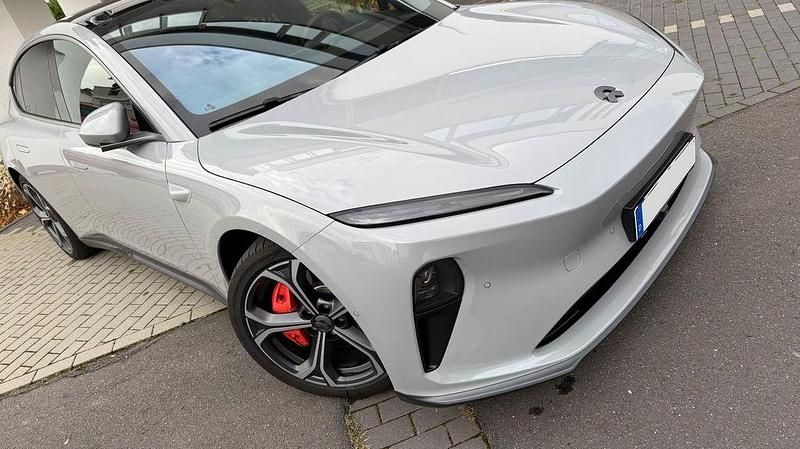 Grau Gebraucht 2023 Nio ET5 Limousine | 29.800 € - Bild 1/4