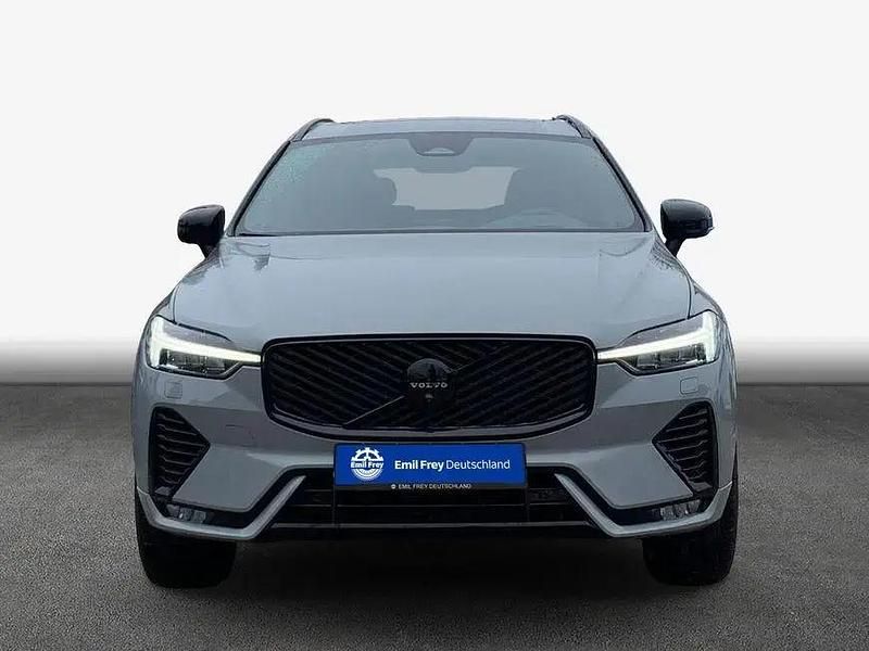 Neu Volvo XC60 Plus 250 PS (183 kW) 2026 Vapour gray SUV