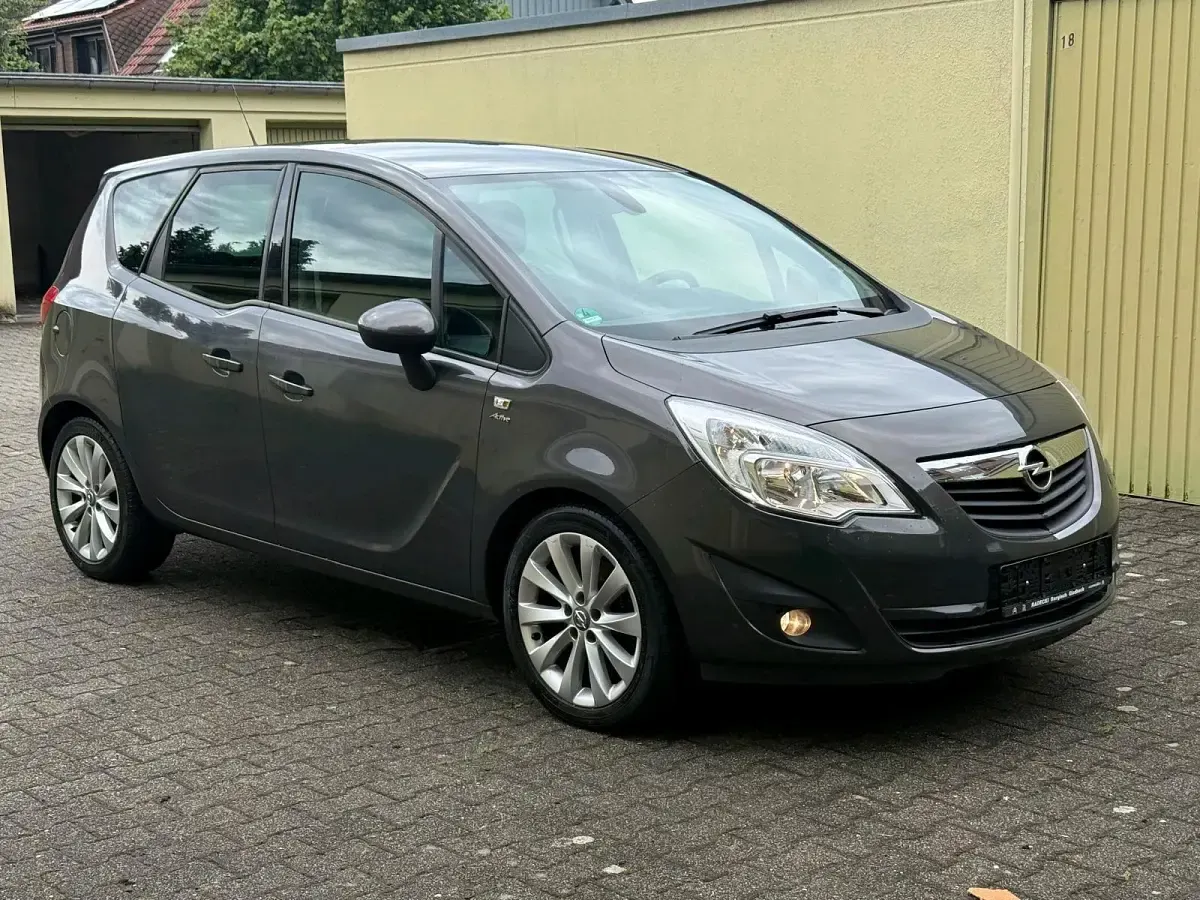 Gebraucht Opel Meriva 140 PS (102 kW) 2013 Grau Van / Kleinbus