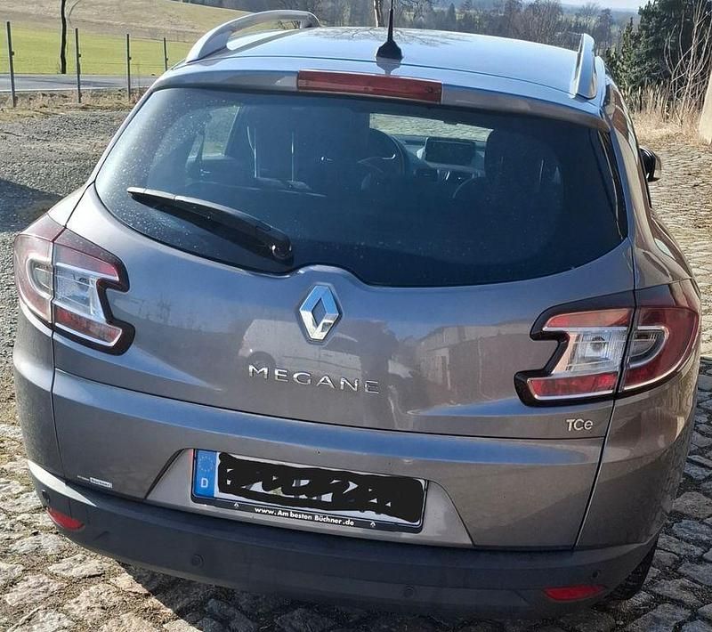 Gebraucht Renault Mégane III Initiale Paris 132 PS (97 kW) 2014 Grau Limousine