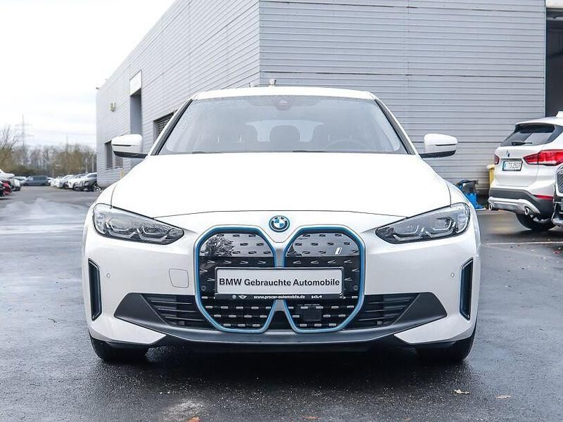 Gebraucht BMW i4 Sport Line 250 kW (340 PS) 2022 Weiß Limousine