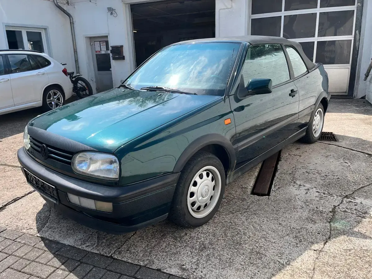 Gebraucht VW Golf Cabriolet 90 PS (66 kW) 1994 Grün Cabrio
