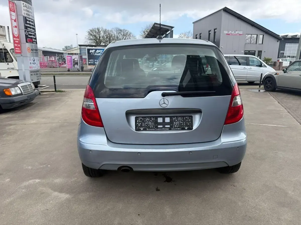 Gebraucht Mercedes A160 95 PS (69 kW) 2010 Blau Van / Kleinbus