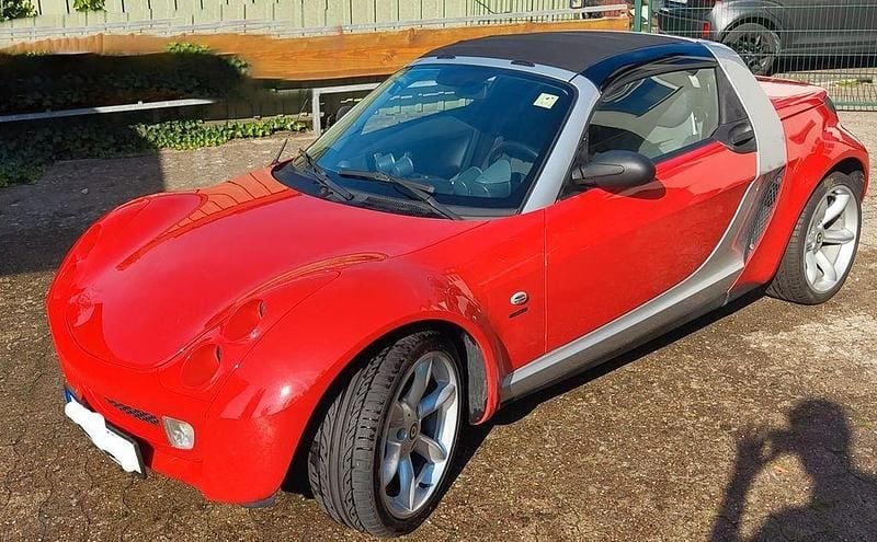 Rot Gebraucht 2005 Smart Roadster Cabrio | 7.900 € (Fairer Preis) - Bild 1/4