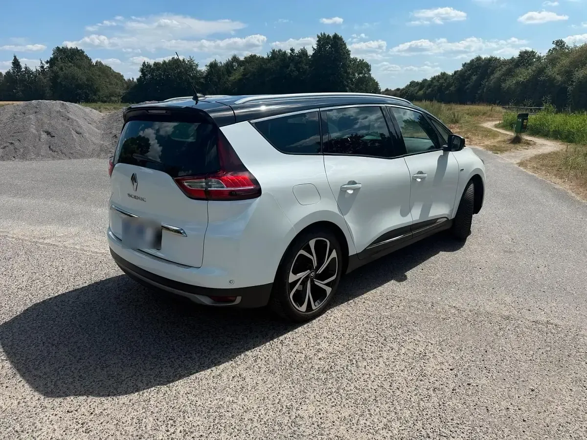Gebraucht Renault Grand Scénic IV Bose Edition 131 PS (96 kW) 2017 Weiß Van / Kleinbus