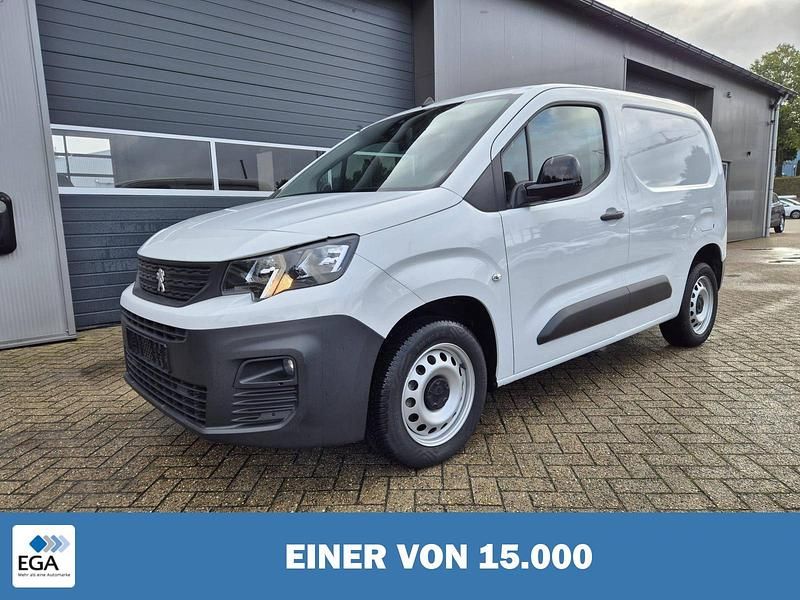 Farbe: Gebraucht 2023 Peugeot Partner Van / Kleinbus | 17.970 € (Fairer Preis) - Bild 1/1