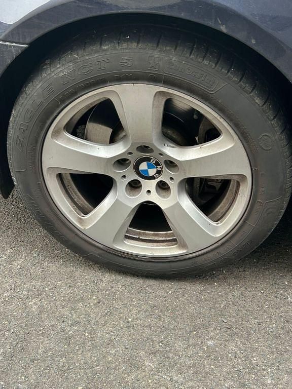 Gebraucht BMW 530 Sport Line 272 PS (200 kW) 2008 Blau Kombi