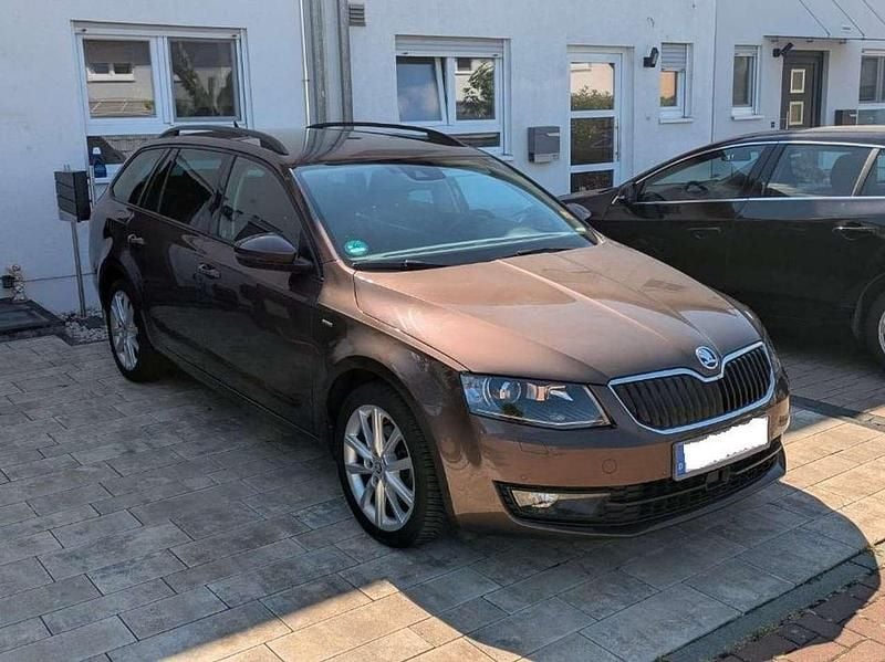 Bronze Gebraucht 2016 Skoda Octavia Joy Kombi | 13.800 € (Fairer Preis) - Bild 1/4
