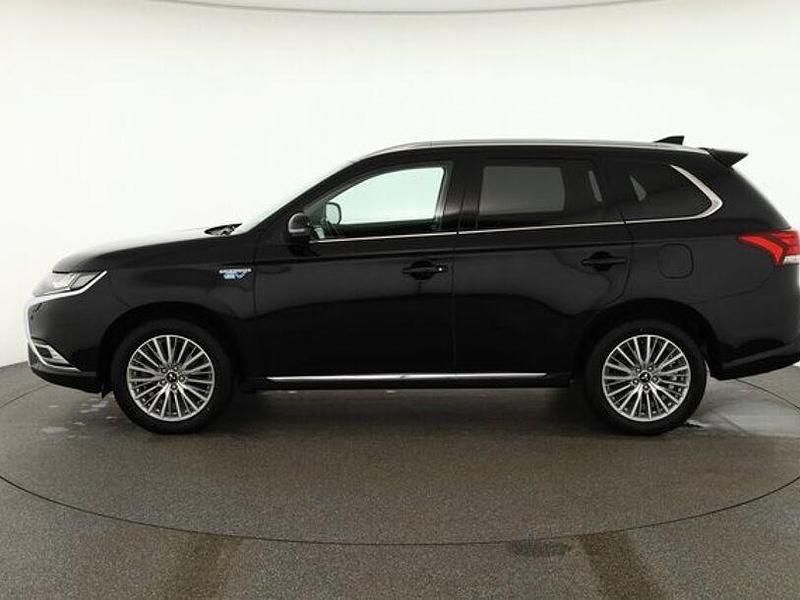 Gebraucht Mitsubishi Outlander P-HEV 224 PS (164 kW) 2019 Schwarz SUV