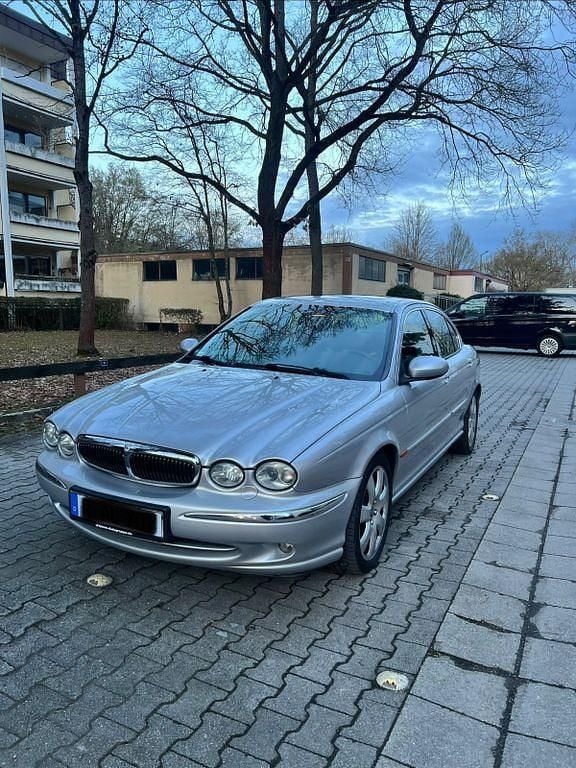 Gebraucht Jaguar X-type Executive 230 PS (169 kW) 2002 Silber Limousine