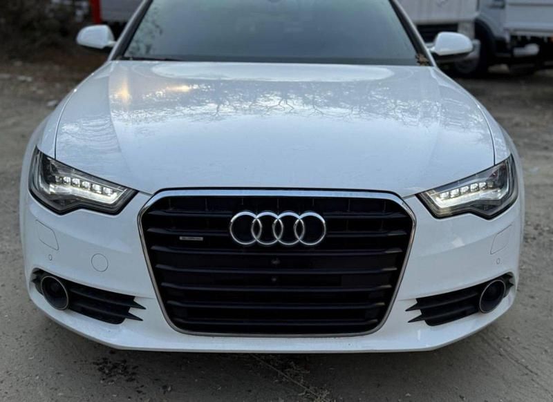 Gebraucht Audi A6 Premium 245 PS (180 kW) 2014 Weiß Limousine