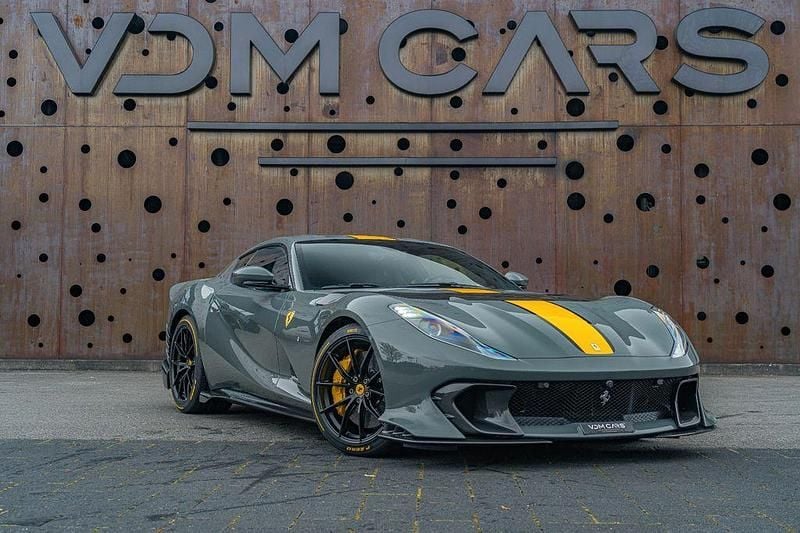 Gebraucht Ferrari 812 829 PS (609 kW) 2022 Grau Coupé