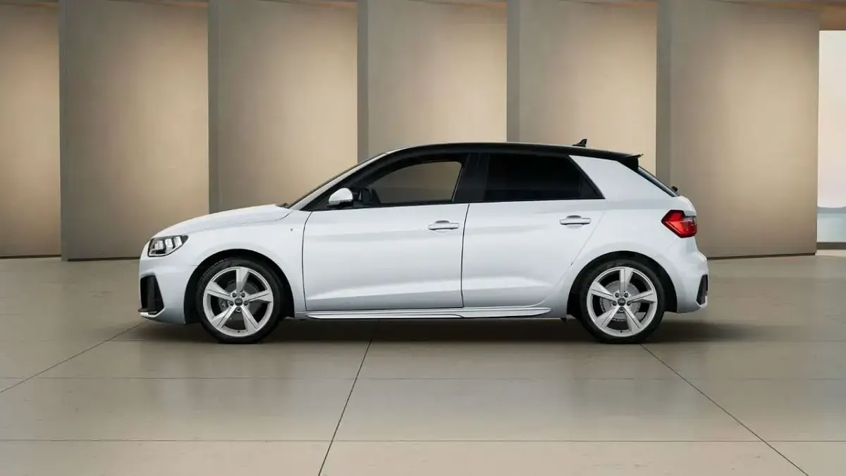 Gebraucht Audi A1 Sportback S-Line 95 PS (69 kW) 2025 Weiß Kleinwagen