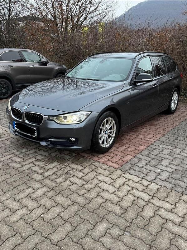 Gebraucht BMW 320 Performance 184 PS (135 kW) 2015 Grau Kombi