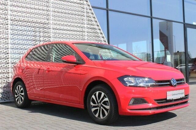 Gebraucht VW Polo Active 90 PS (66 kW) 2021 Rot Limousine