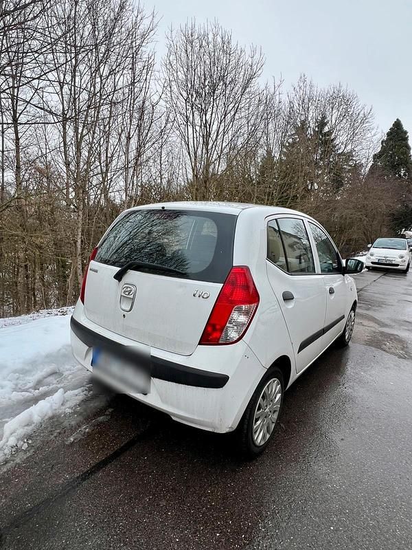 Gebraucht Hyundai i10 65 PS (47 kW) 2009 Weiß Kleinwagen