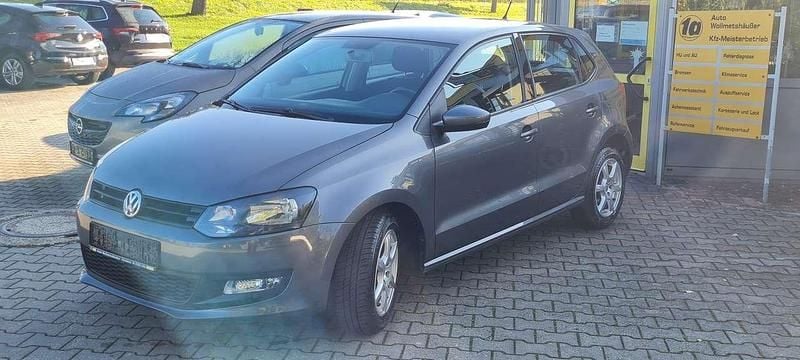 Grau Gebraucht 2013 VW Polo Match Kleinwagen | 5.990 € (Guter Preis) - Bild 1/4