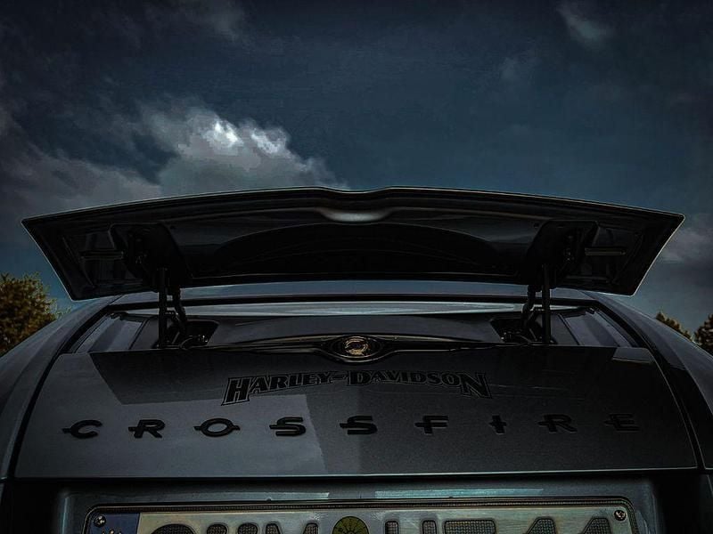 Gebraucht Chrysler Crossfire 334 PS (245 kW) 2007 Grau Coupé