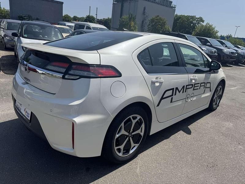 Gebraucht Opel Ampera Edition 111 kW (151 PS) 2012 Weiß Kleinwagen