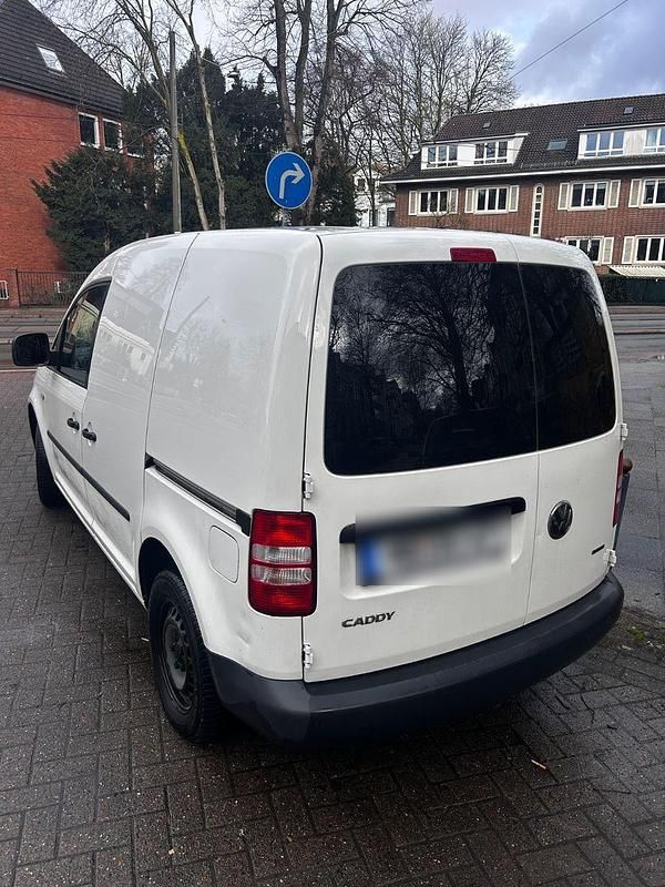 Używany VW Caddy Trendline 109 KM (80 kW) 2013 Biały Minivan