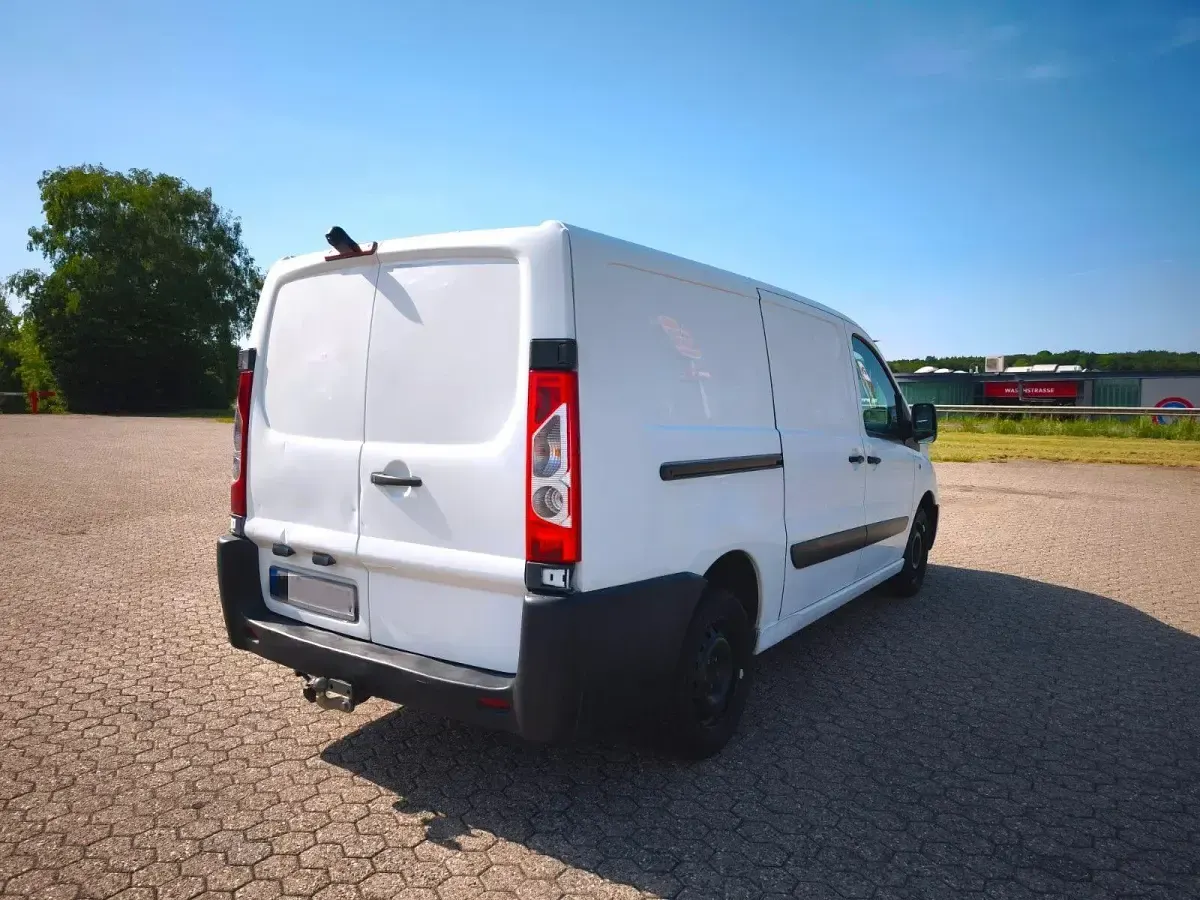Gebraucht Citroën Jumpy 90 PS (66 kW) 2010 Weiß Van / Kleinbus