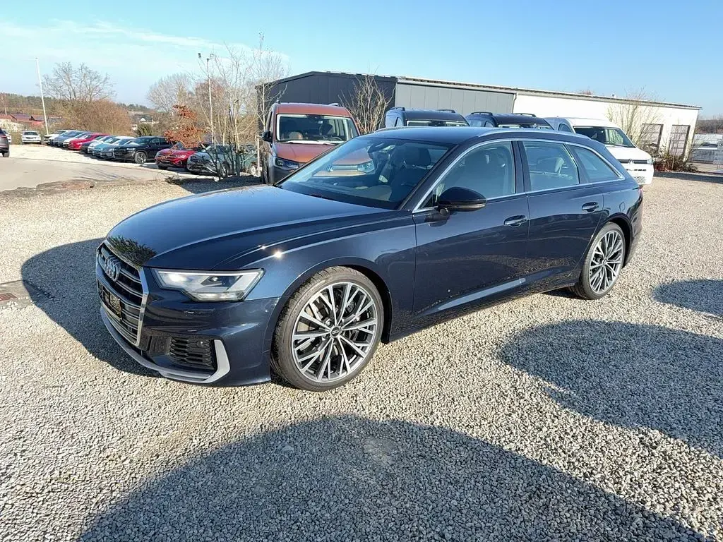 Używany Audi S6 Design 344 KM (253 kW) 2022 Niebieski Kombi