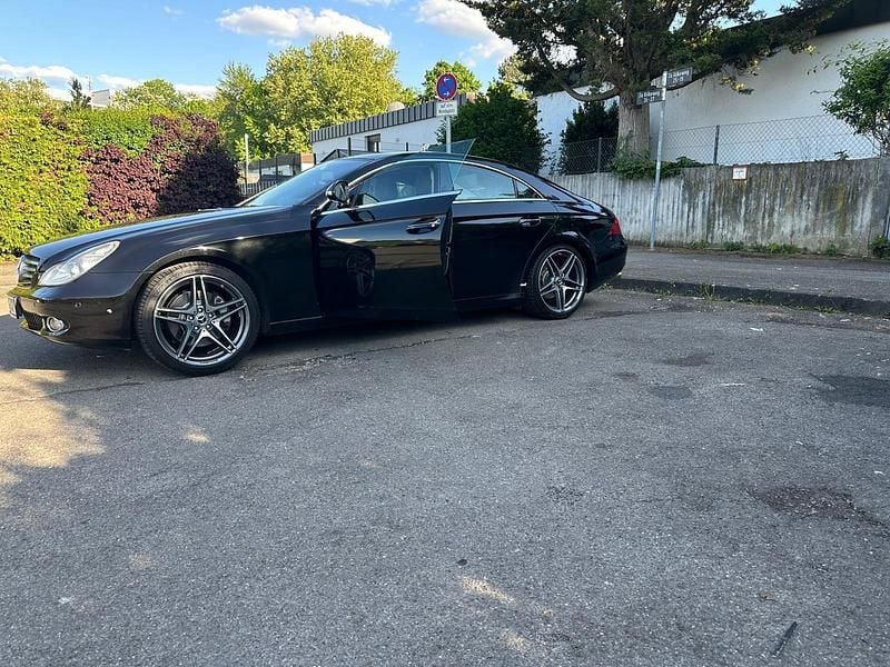 Gebraucht Mercedes CLS350 293 PS (215 kW) 2007 Schwarz Limousine