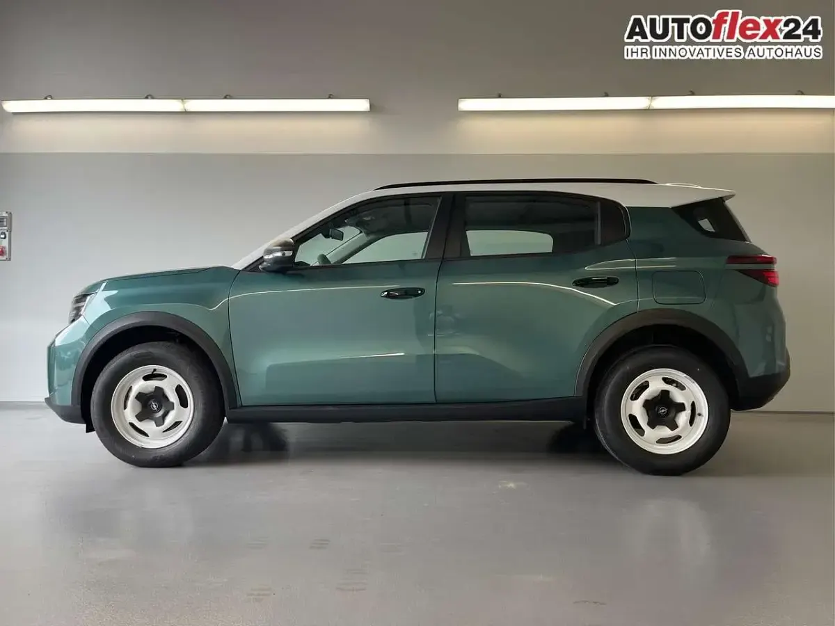 Neu Opel Frontera Edition 145 PS (106 kW) 2026 Khaki grün metallic SUV