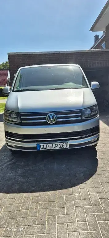 Gebraucht VW Caravelle 204 PS (150 kW) 2016 Silber Van