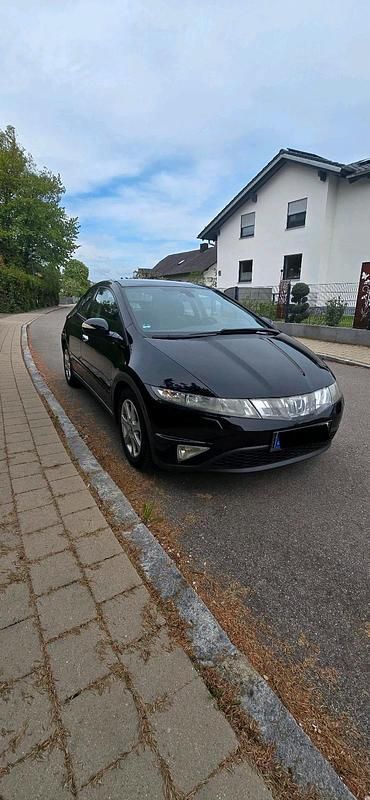 Gebraucht Honda Civic Executive 140 PS (102 kW) 2007 Schwarz Kleinwagen