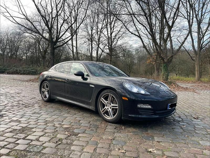 Gebraucht Porsche Panamera 299 PS (219 kW) 2011 Schwarz Limousine